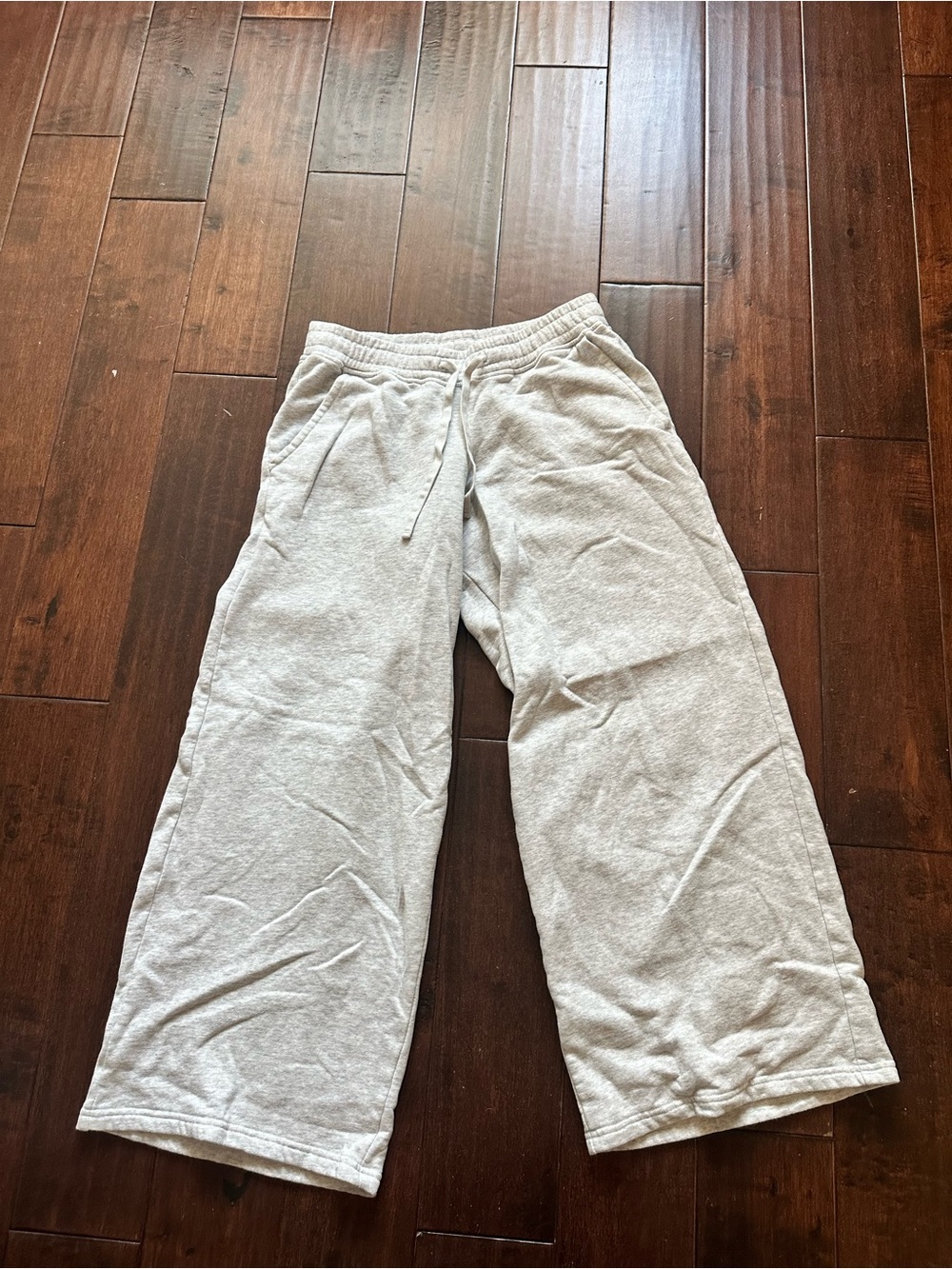 Hollister Women’s heather grey baggy wide-leg sweatpants lounge pants Size S